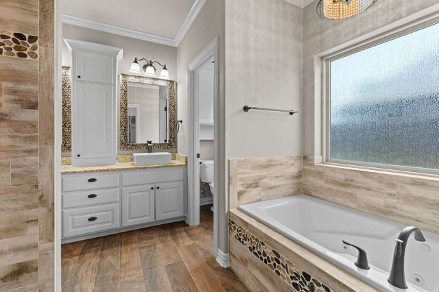 219 Saddle Brook Cir, Hallsville, TX 75650