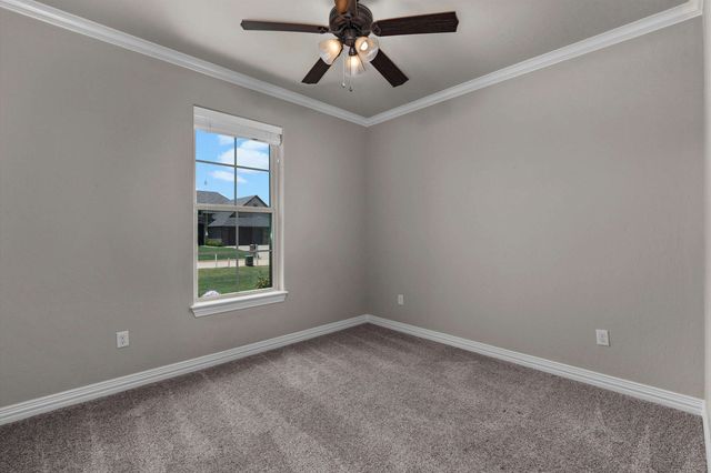 219 Saddle Brook Cir, Hallsville, TX 75650