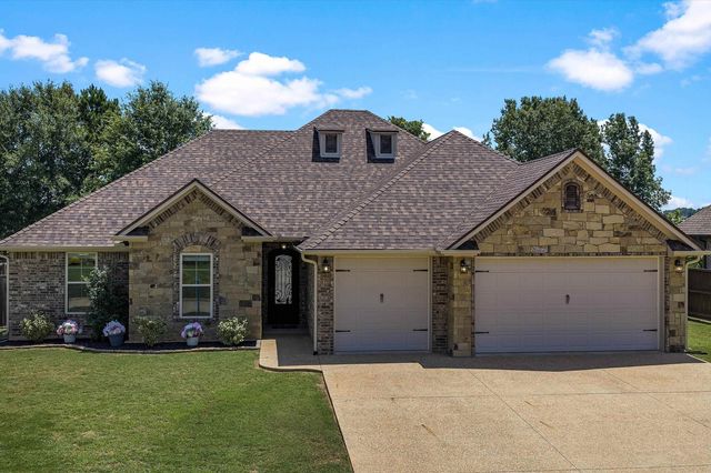 219 Saddle Brook Cir, Hallsville, TX 75650