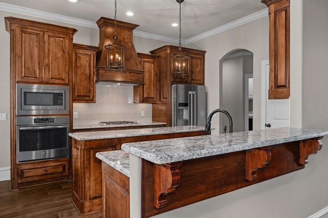 219 Saddle Brook Cir, Hallsville, TX 75650