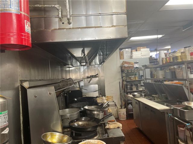 104 W Anaheim Street, Wilmington, CA 90744