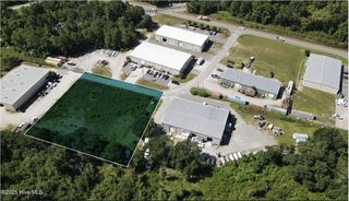 420 Bluff Hill Drive, Navassa, NC 28451