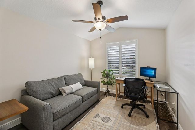 2337 RUNYON COURT, Orlando, FL 32837