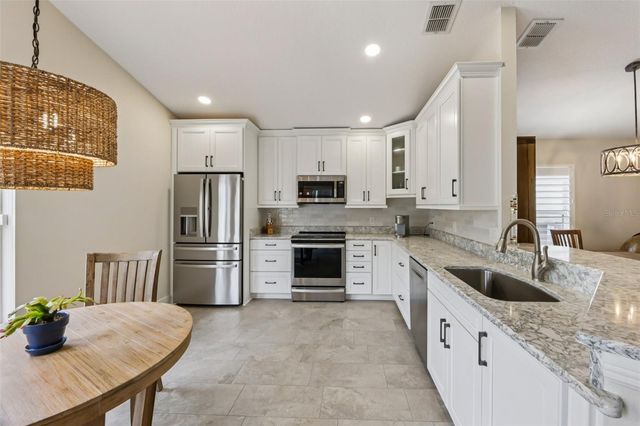 2337 RUNYON COURT, Orlando, FL 32837