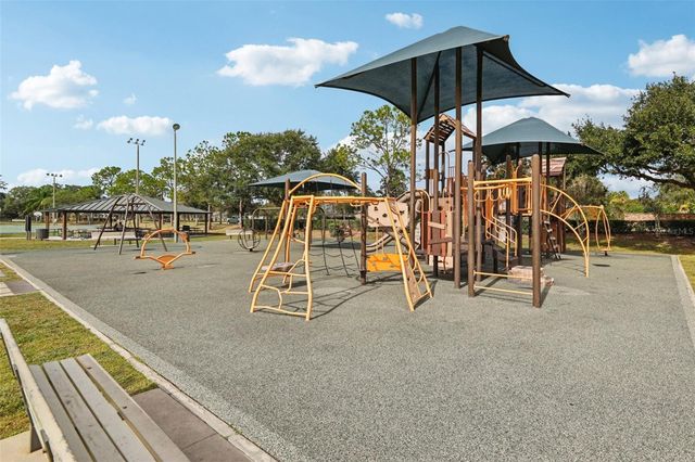 2337 RUNYON COURT, Orlando, FL 32837