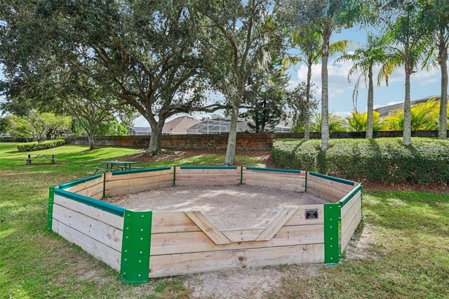 2337 RUNYON COURT, Orlando, FL 32837