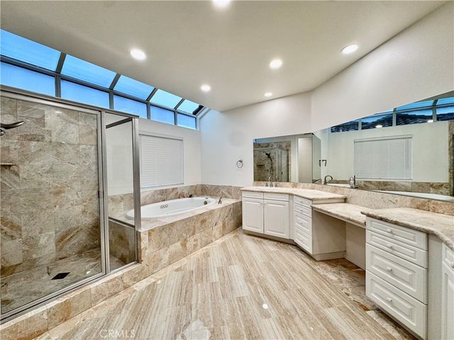 19032 Avondale, Huntington Beach, CA 92648