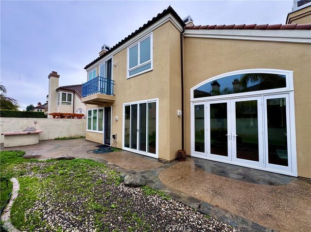 19032 Avondale, Huntington Beach, CA 92648