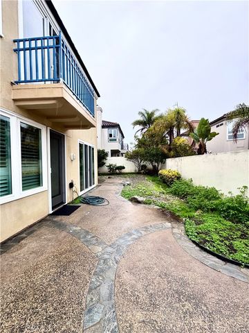 19032 Avondale, Huntington Beach, CA 92648