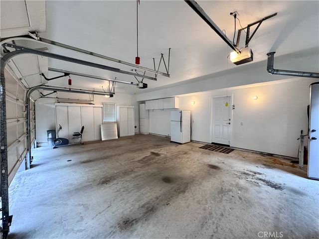 19032 Avondale, Huntington Beach, CA 92648