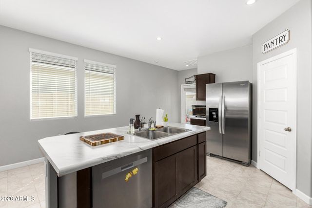 3289 W SPAULDING Avenue, Apache Junction, AZ 85120