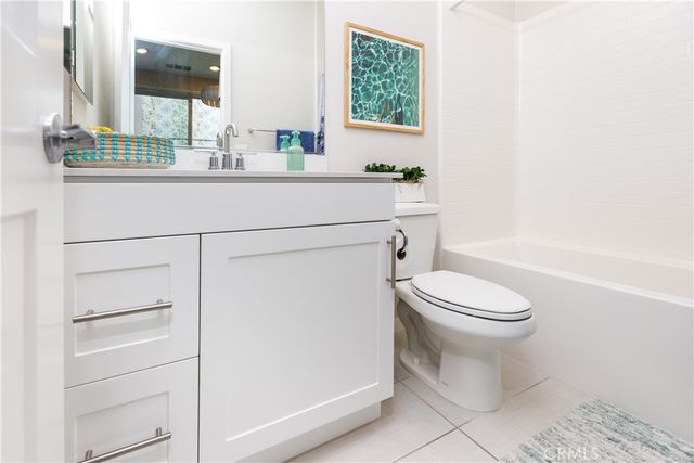 3741 S Allston Paseo 4, Ontario, CA 91761
