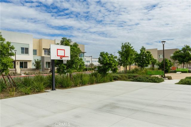 3741 S Allston Paseo 4, Ontario, CA 91761