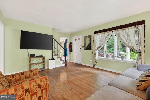 32 PENN AVE, Ephrata, PA 17522