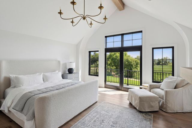 1202 La Salle Street, Wayzata, MN 55391