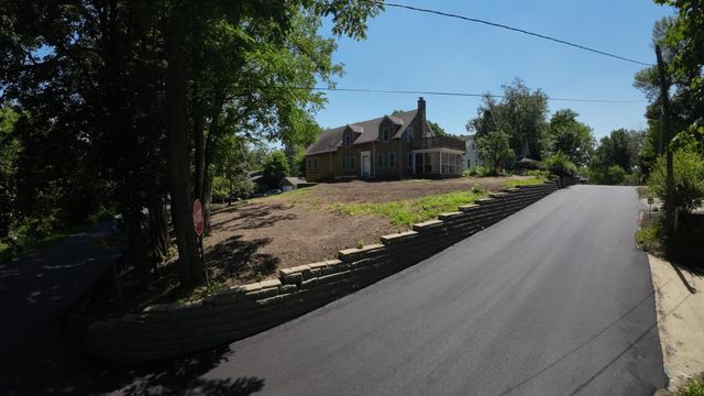 1202 La Salle Street, Wayzata, MN 55391