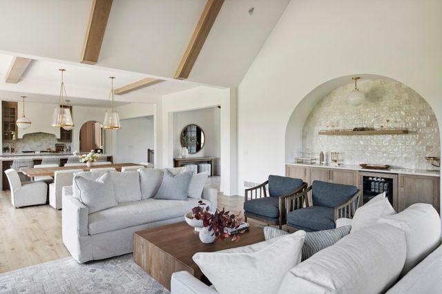 1202 La Salle Street, Wayzata, MN 55391