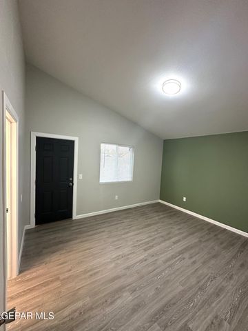 341 KITT Road Unit A, El Paso, TX 79915