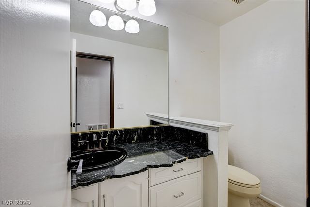 672 Los Feliz Street, Las Vegas, NV 89110