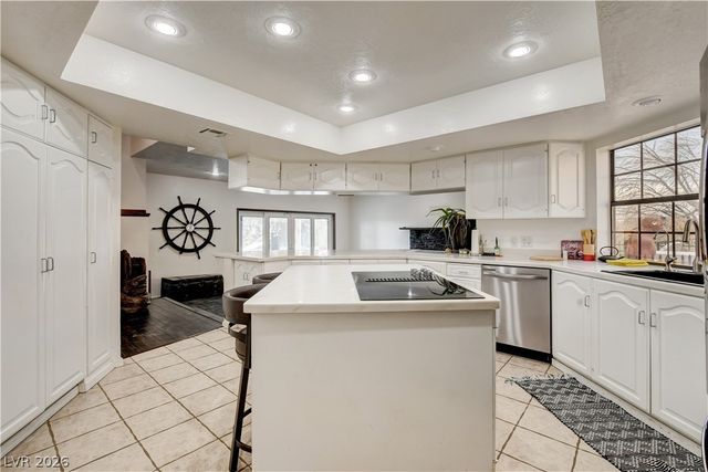 672 Los Feliz Street, Las Vegas, NV 89110