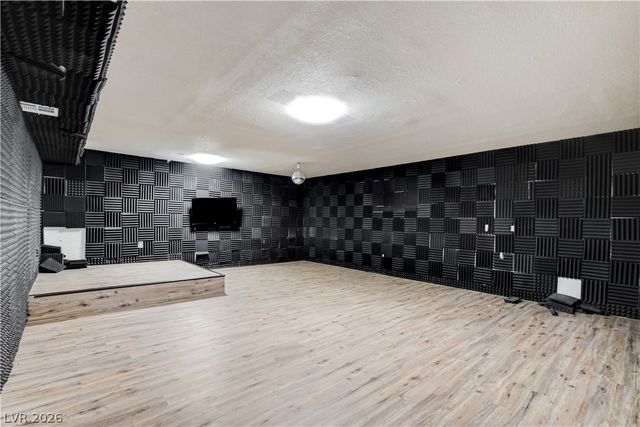 672 Los Feliz Street, Las Vegas, NV 89110