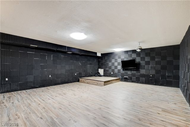 672 Los Feliz Street, Las Vegas, NV 89110