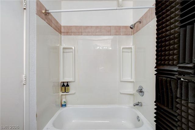 672 Los Feliz Street, Las Vegas, NV 89110