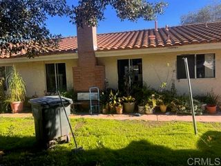 1158 Meadow Lake Drive, Vista, CA 92084