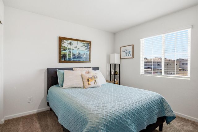 3730 Roseparke Way, Sacramento, CA 95834