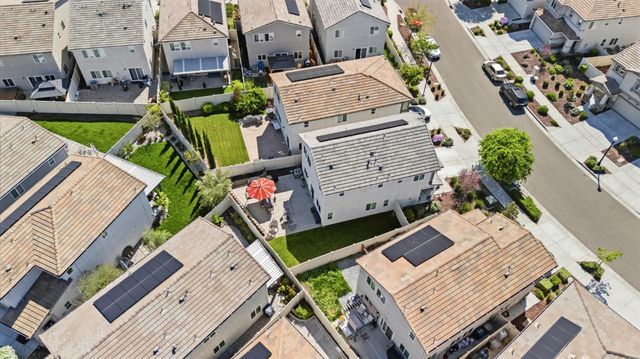 3730 Roseparke Way, Sacramento, CA 95834