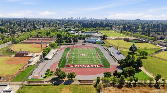 3730 Roseparke Way, Sacramento, CA 95834