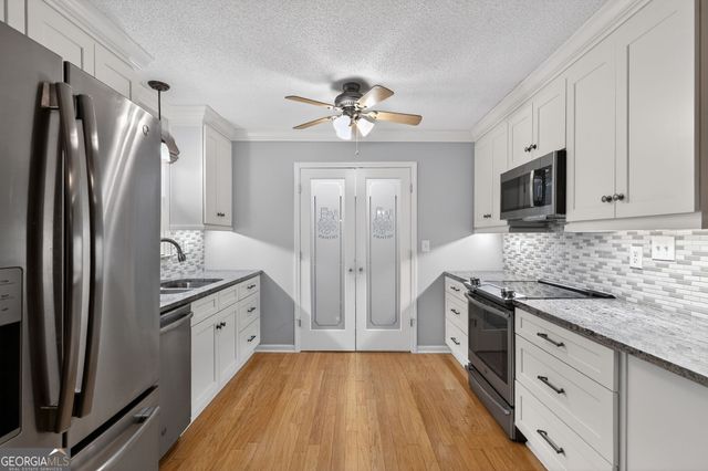 5719 Hill Road SW, Powder Springs, GA 30127