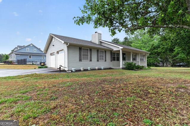 5719 Hill Road SW, Powder Springs, GA 30127