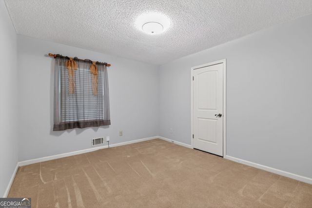 5719 Hill Road SW, Powder Springs, GA 30127