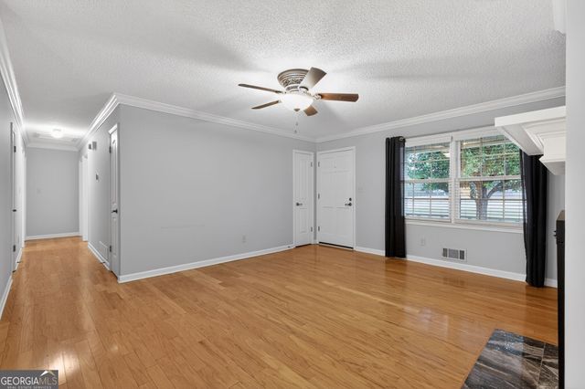 5719 Hill Road SW, Powder Springs, GA 30127