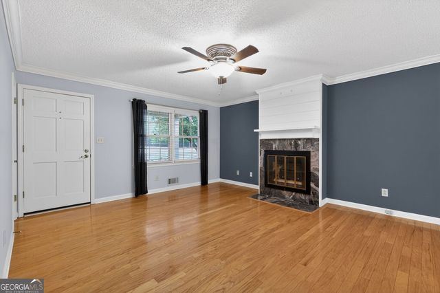 5719 Hill Road SW, Powder Springs, GA 30127