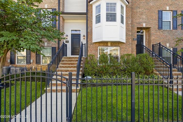 26 Catherine Street, Red Bank, NJ 07701