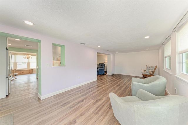 2317 S TUTTLE AVENUE, Sarasota, FL 34239