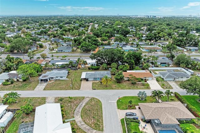 2317 S TUTTLE AVENUE, Sarasota, FL 34239