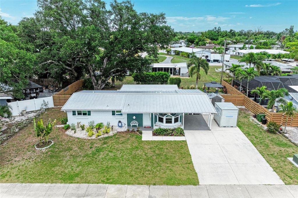 2317 S TUTTLE AVENUE, Sarasota, FL 34239