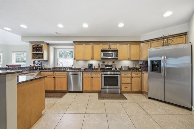 32640 BLUEBERRY HILL WAY, Dade City, FL 33523