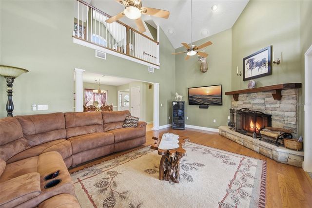 32640 BLUEBERRY HILL WAY, Dade City, FL 33523