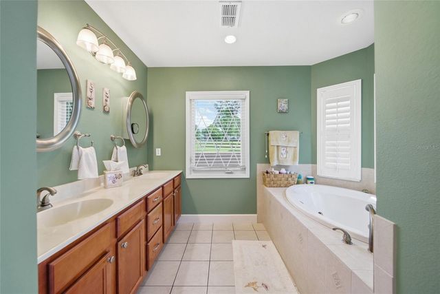 32640 BLUEBERRY HILL WAY, Dade City, FL 33523