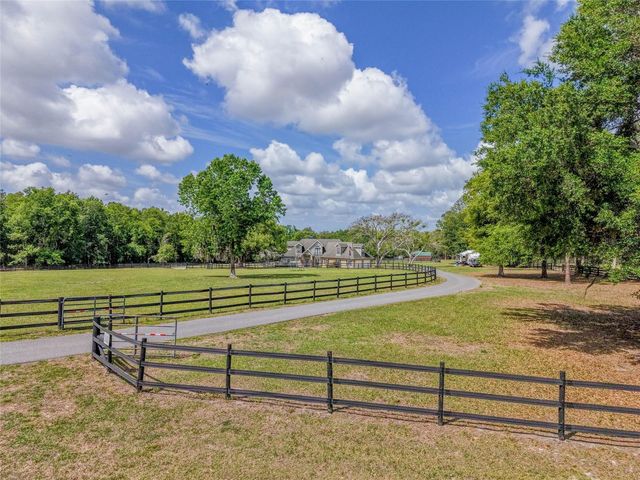 32640 BLUEBERRY HILL WAY, Dade City, FL 33523