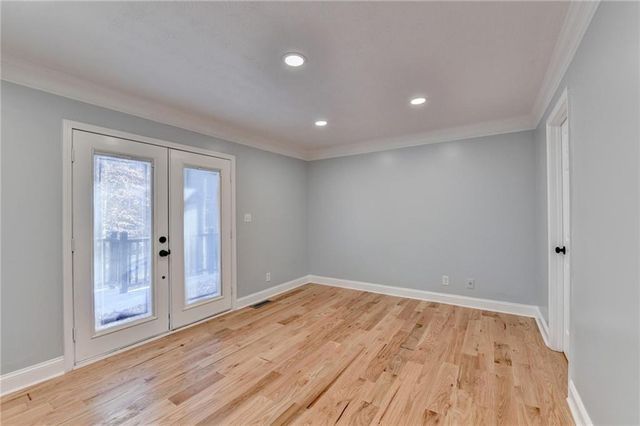 1695 Bull SW Run, Lilburn, GA 30047