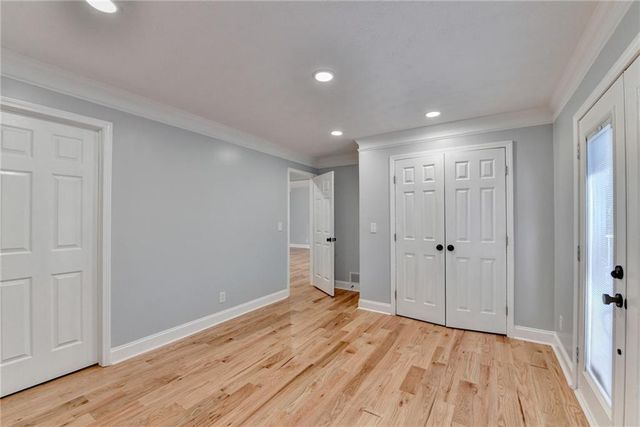 1695 Bull SW Run, Lilburn, GA 30047