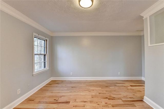 1695 Bull SW Run, Lilburn, GA 30047