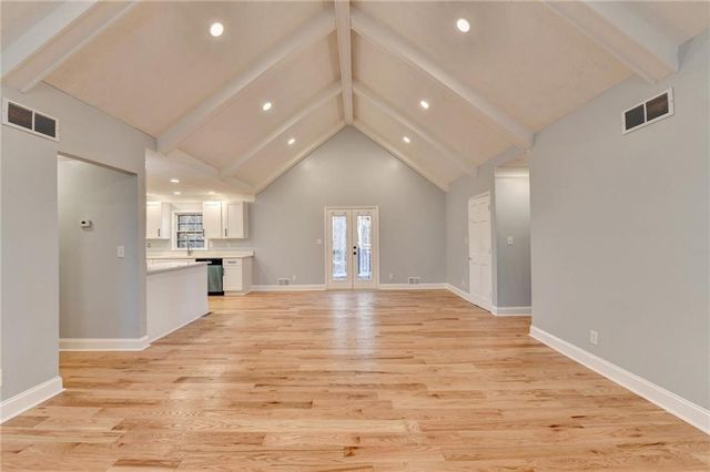 1695 Bull SW Run, Lilburn, GA 30047