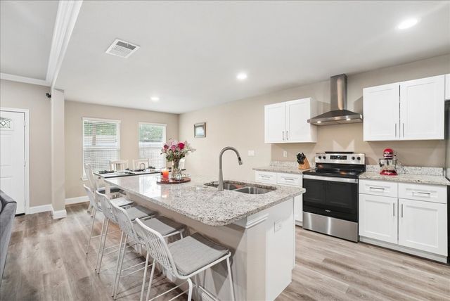 429 Cresthill Drive, Mesquite, TX 75149