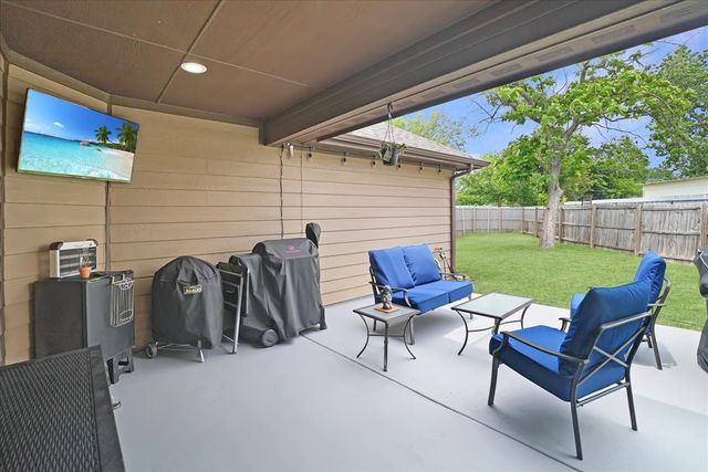 429 Cresthill Drive, Mesquite, TX 75149